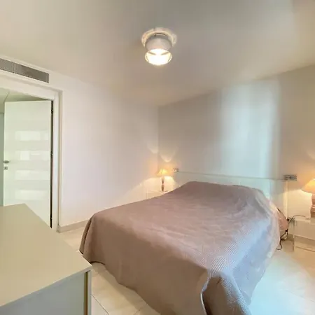 2 Bedroom With Terrace 7 Croisette * Cannes