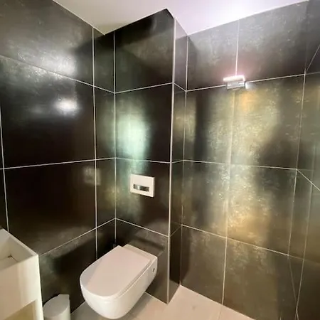 2 Bedroom With Terrace 7 Croisette Apartamento