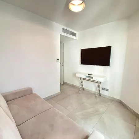 2 Bedroom With Terrace 7 Croisette